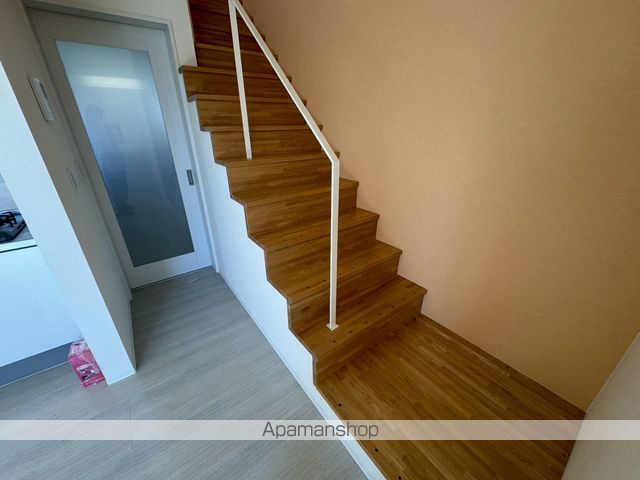 detached 北海道中川郡幕別町緑町9-30

地図を見る