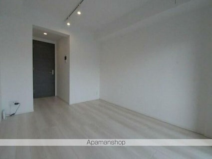 ルネサンスコート新宿余丁町[1K/25.65m2]のリビング・居間