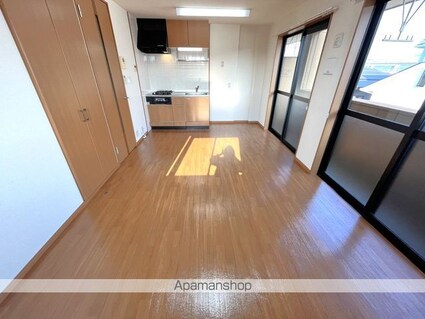 ロイヤルハイツ[1LDK/41.04m2]の内装2