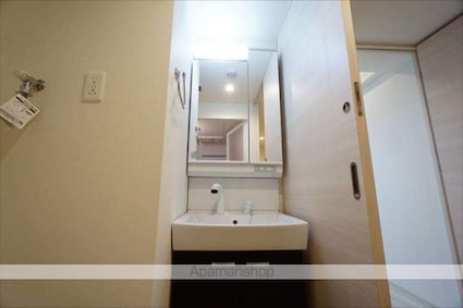 ディアレイシャス鶴舞公園[1R/29.64m2]の洗面所