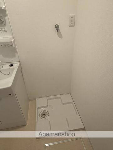 TROIS五輪の内装写真
