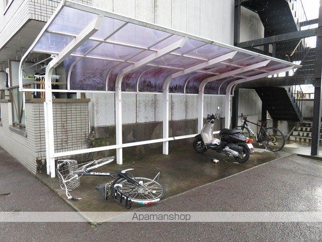 ハイツ島塚の外観写真