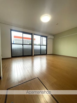 東京都杉並区井草２丁目[1R/33.72m2]のリビング・居間