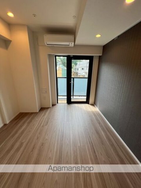 東京都中野区江原町２丁目[1K/25.52m2]のリビング・居間
