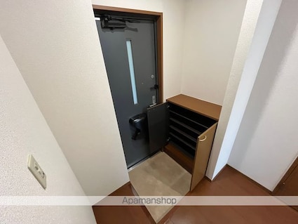 ユリシス[1R/29.26m2]の玄関