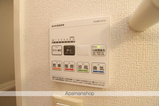 リバーパーク西大道Bの内装写真