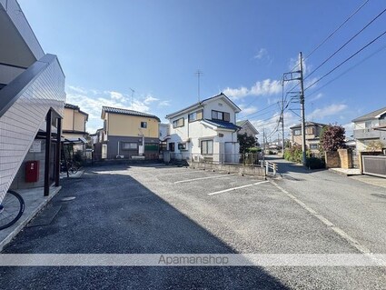 ジュネス井上[1R/19.25m2]の駐車場