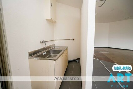 タカラビル[1R/67.68m2]のキッチン