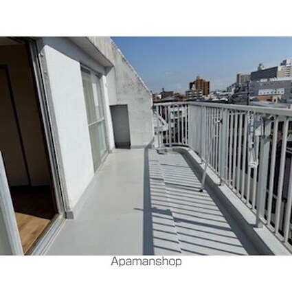 メゾン志賀[1LDK/38.36m2]のバルコニー