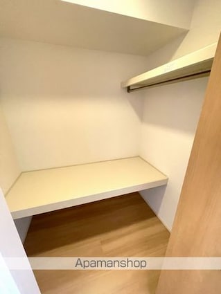 クレスト御殿山[2LDK/52.54m2]の収納