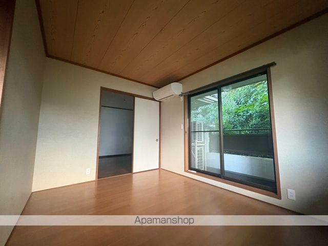 インフィールド牛田新町の内装写真