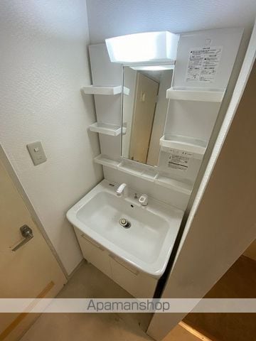 小鳩マンションの内装写真