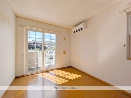 ミーテ通生Ⅱ[2DK/44.82m2]のリビング・居間