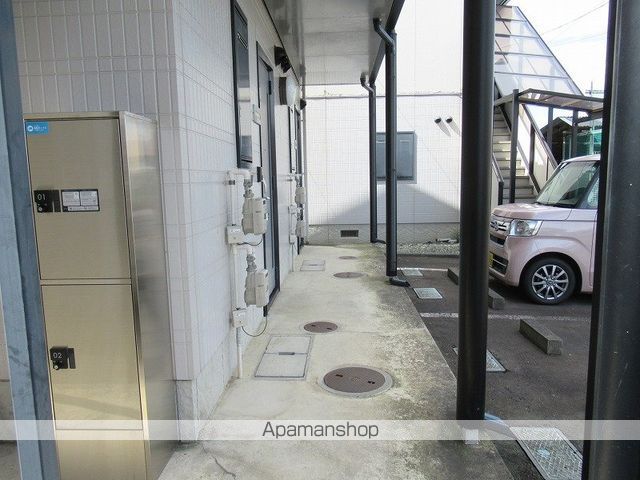 オーロハウスBの玄関写真