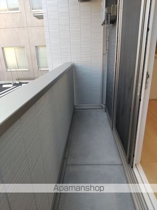 ＤーＲＯＯＭ尾崎丁[2LDK/61.53m2]のバルコニー