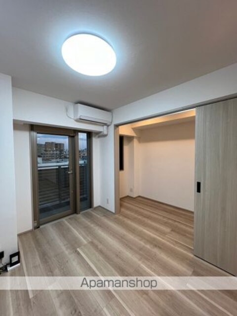 東京都新宿区上落合１丁目[1LDK/30.02m2]のリビング・居間