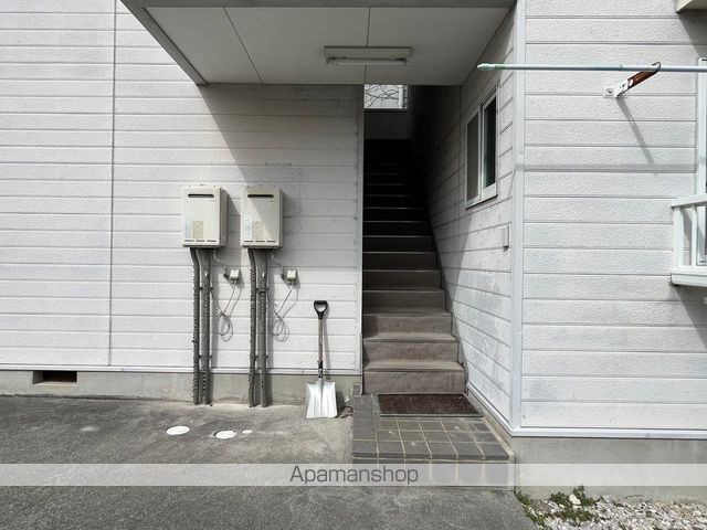 マーベルハイツの玄関写真