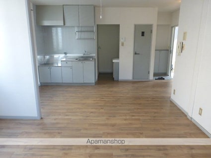 滋賀県甲賀市水口町水口[2LDK/48m2]のリビング・居間