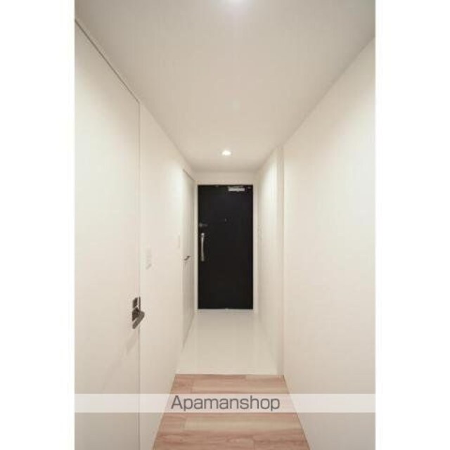 ＬＥＧＡＬＡＮＤ　ＫＡＧＵＲＡＺＡＫＡ[1LDK/41.67m2]の玄関