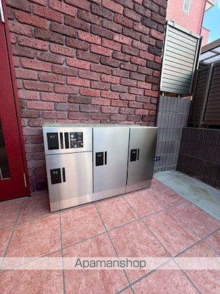 ヴィクトリア[1LDK/40.04m2]の共用部3