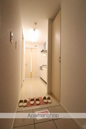 オークロシェ[1K/29.94m2]の玄関