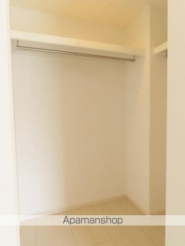 リブリ・MONOLITH HAKATAの内装写真