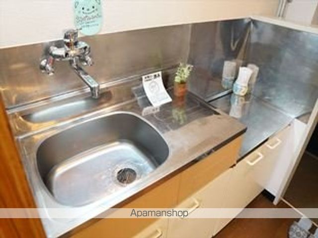 クィーン南5条の内装写真