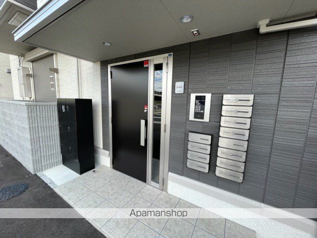 エスパス・ド・ゼン草津町の玄関写真