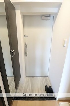 東京都立川市曙町２丁目[1K/27.22m2]の玄関