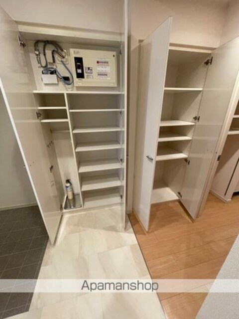 Ｂｒｉｌｌｉａ　ｉｓｔ　三軒茶屋　アイビーテラス[1LDK/45.27m2]の玄関