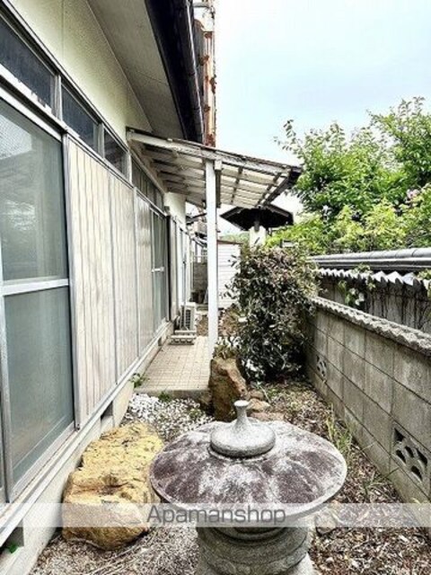 内原戸建１３４－３[5LDK/107m2]の庭
