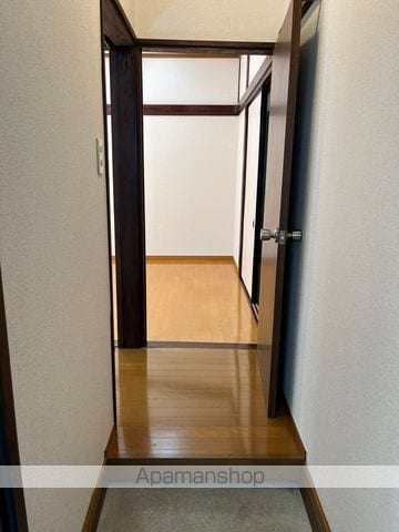 クレセントハウスの内装写真