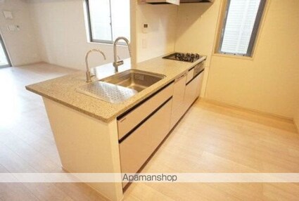 クレヴィア成城[3LDK/70.78m2]のキッチン