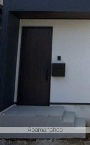 千葉市若葉区 2階建 新築の玄関写真