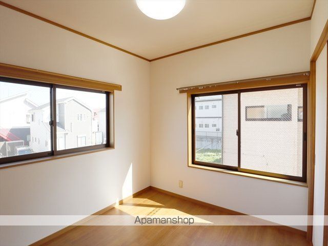 陰山貸家の内装写真