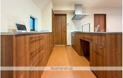 東京都世田谷区駒沢２丁目[3LDK/127.49m2]のキッチン