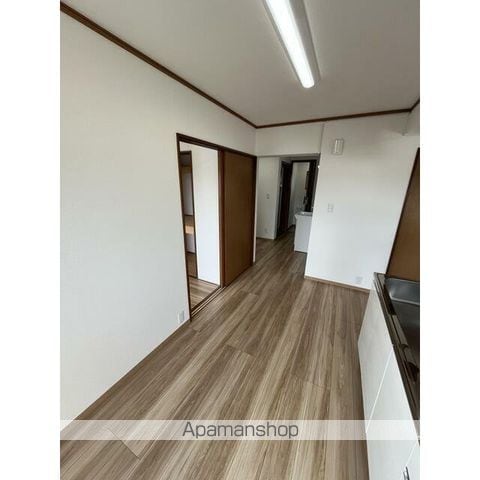 陰山建設マンションの内装写真