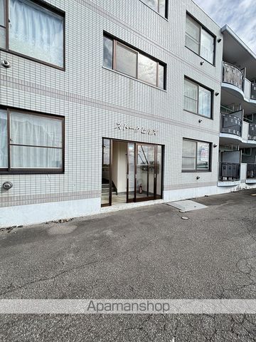 ストークヒルズの玄関写真