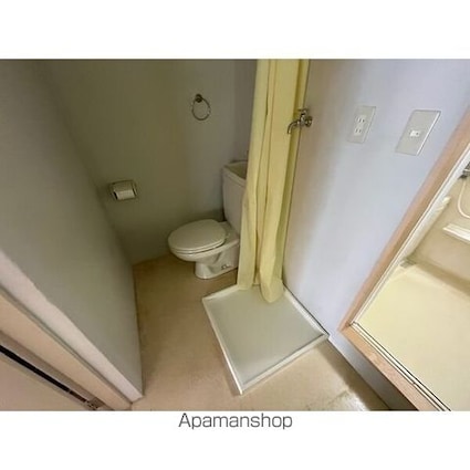 カモットイーズ[1LDK/52m2]のトイレ