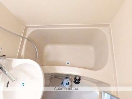 コーポヤマキ　Ｂ棟[1K/17.55m2]のバス