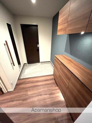 チップ[2LDK/73.05m2]の玄関