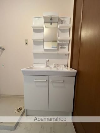 ファースト西浜[2LDK/56m2]の洗面所