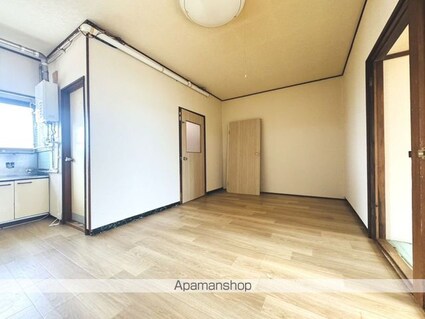 コーポ大瑞（コーポダイズイ）[2LDK/40.9m2]のリビング・居間