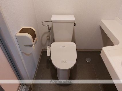 ウィステリア道後[1K/28.8m2]のトイレ