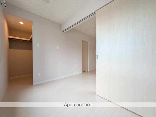 CITY RESIDENCE月寒中央の内装写真