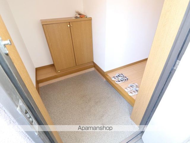 インプレイス中央の内装写真