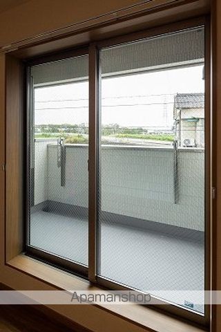 ガレージハウス楠の内装写真