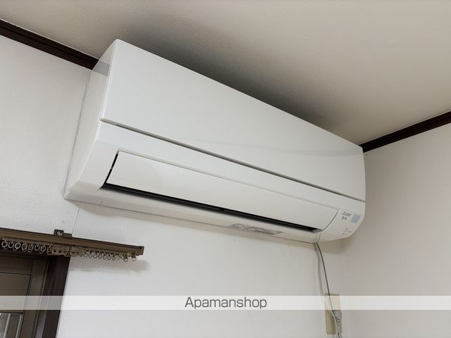 コンフレールサエキIIの内装写真