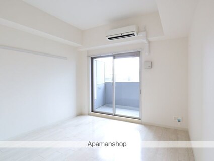 プレサンス久屋大通セントラルパーク[1K/24.7m2]のリビング・居間