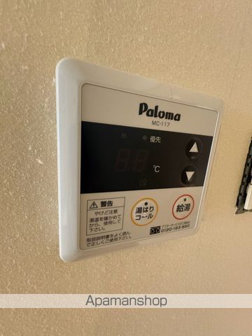 クィーンベル IIの内装写真